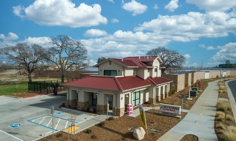 Lincoln Ranch Self Storage facility